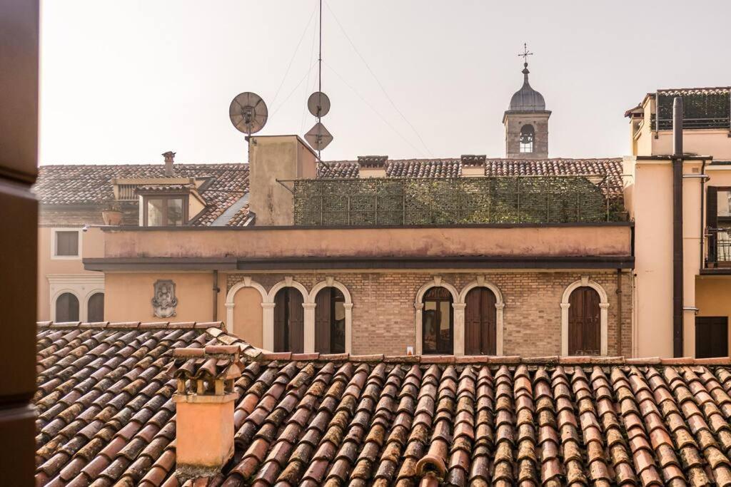 Enjoy Home - Studio Vicino Al Teatro Verdi Padova Exterior foto