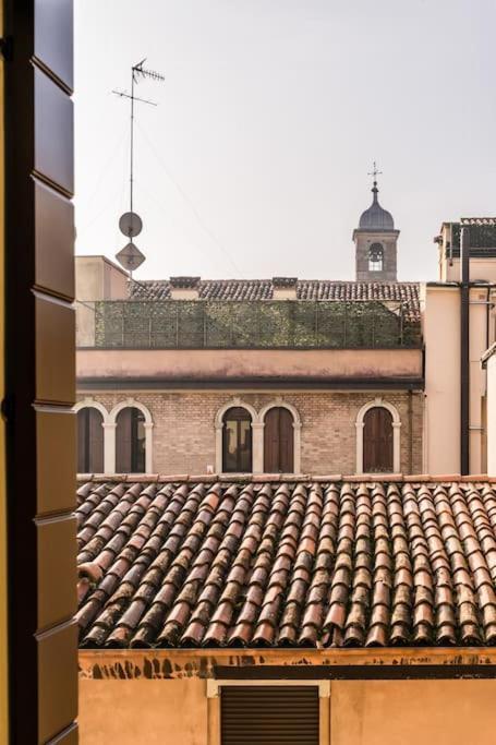 Enjoy Home - Studio Vicino Al Teatro Verdi Padova Exterior foto